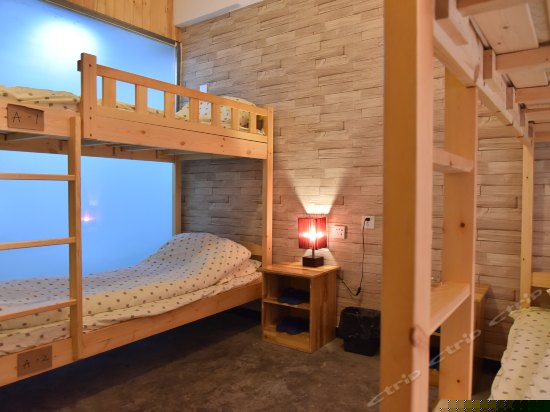 四人间（床位房）