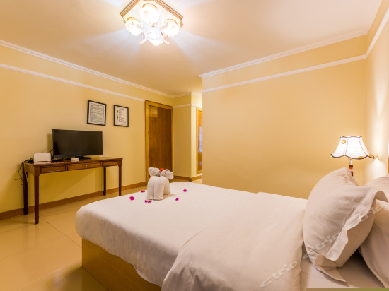 三亚的情别墅海景亲子套