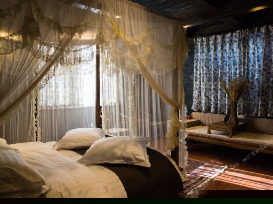 古胡杨行宫园景单人间