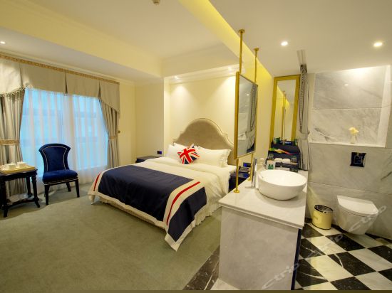 恋上英伦大床房