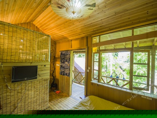 田园木屋大床房