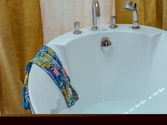 高级山景花园套房