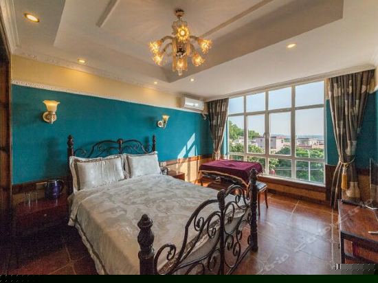 美式豪华海景麻将房B