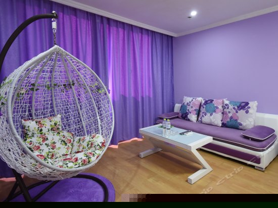 普罗旺斯大床房