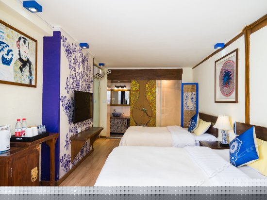 青花温馨双床间