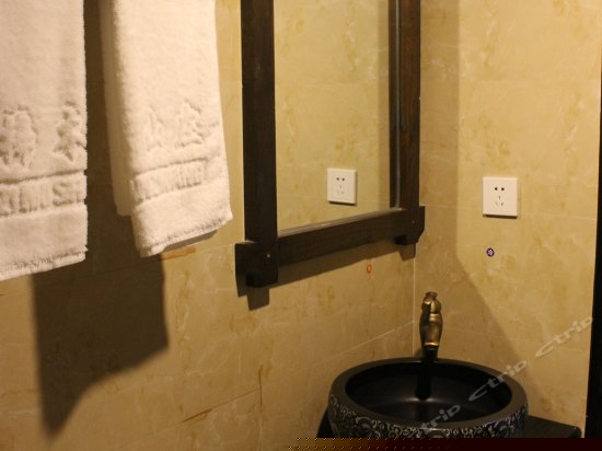 柏龙水榭商务套房