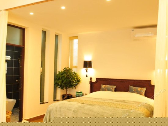 东玉街豪华大床房