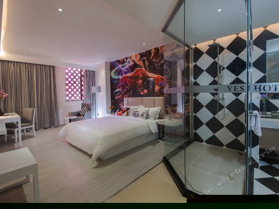 豪华精品主题房