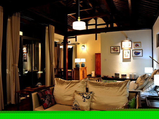 龙泉海景山景大床套房