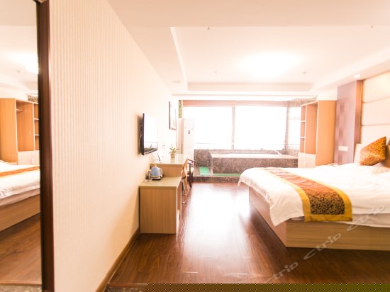 高级大床房
