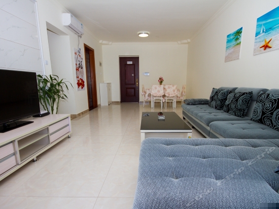 正面海景三房两厅