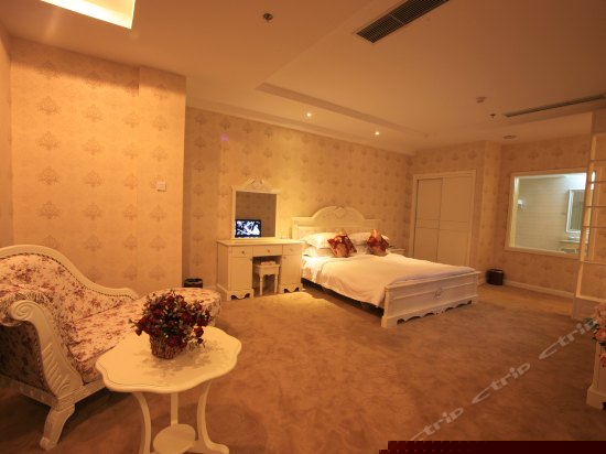 美式行政海景套房