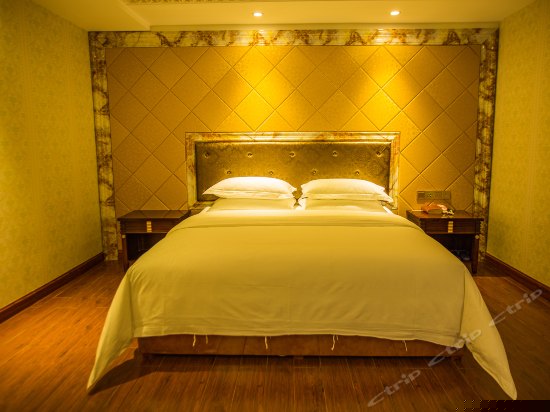 高级大床房（无窗）