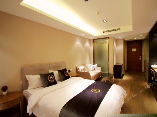 度假城景大床房