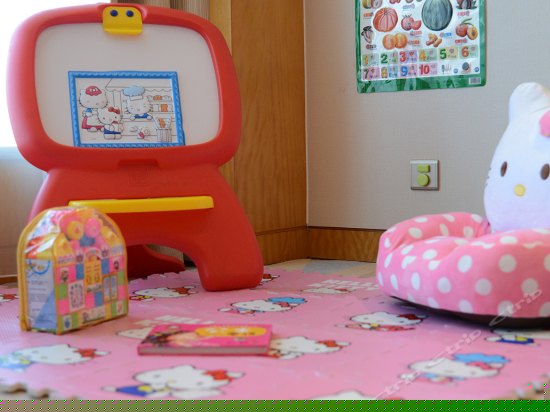 Hello kitty主题房