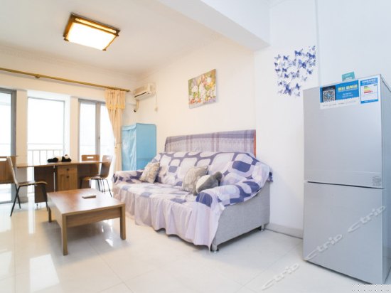 套房（两房一厅）