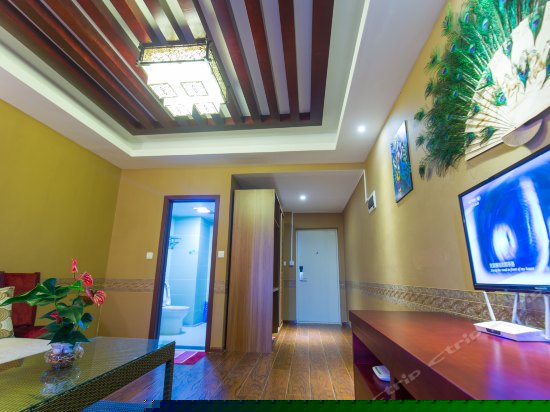 豪华江景大床房