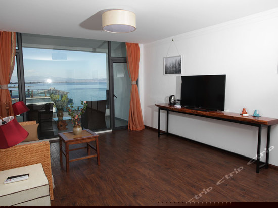 180度一线海景海上豪华家庭套房