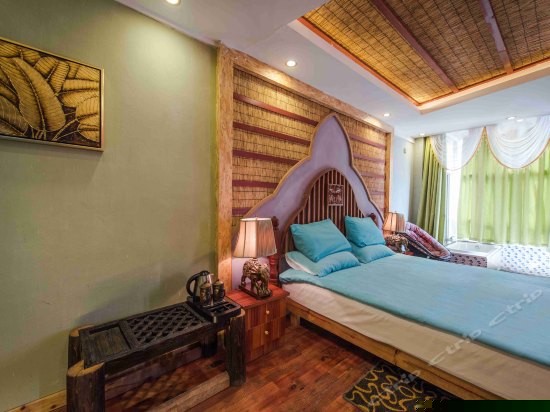 海景露台浴缸桑拿房2层