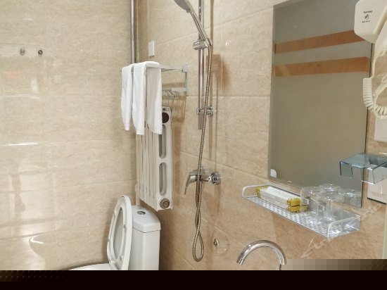 花前月下花好堂