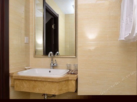 时尚大床房（无窗）