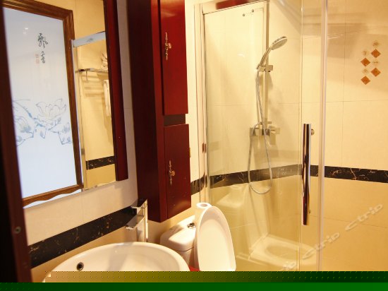 湖畔美人房（西侧）