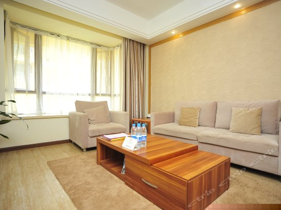 豪华双卧套房（两房两厅）