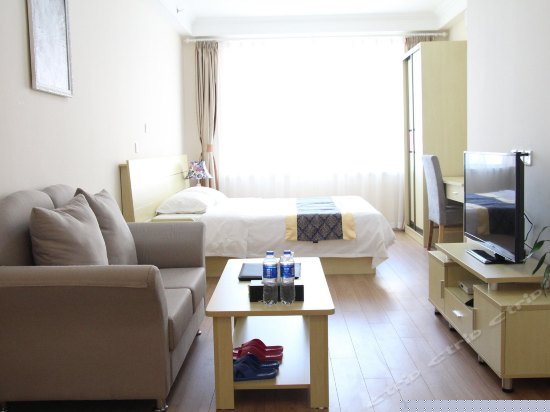 高级市景单卧大床房