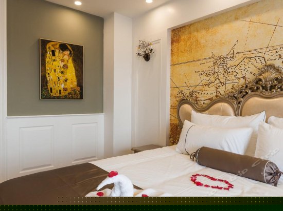 秘密花园高级主题房