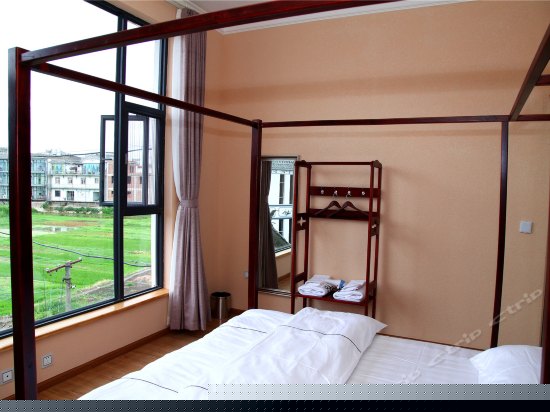 揽月阁日出海景房