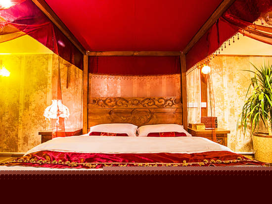 翩蝶轩豪华蜜月套房