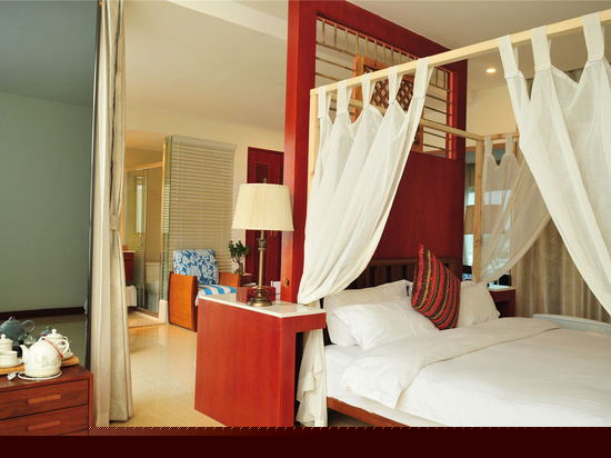 侧面海景大床房