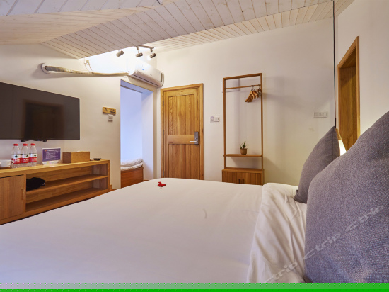 山景露台亲子房