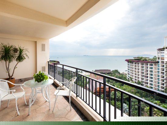 豪华海景家庭房（三房一厅）