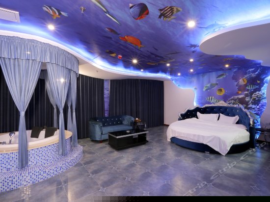 豪华主题房