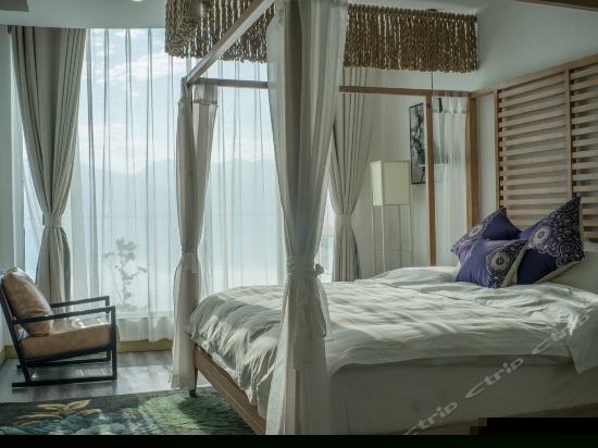 精品海景大床房