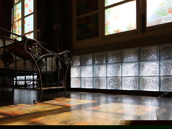 套房（三房一厅）