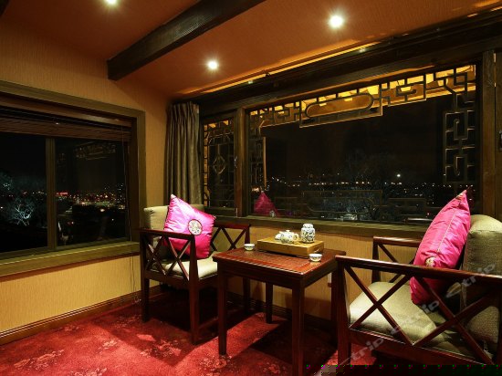 豪华观景大床房