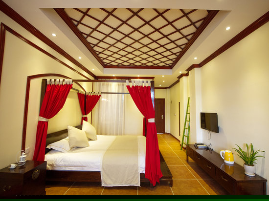 酡颜摩洛哥大床房