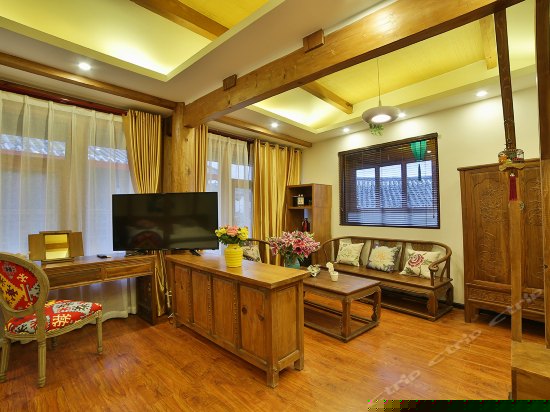 水清墨韵行政套房