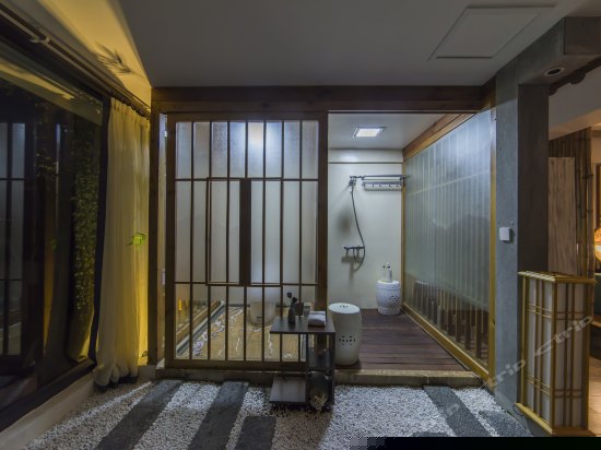 精品海景特色大床房