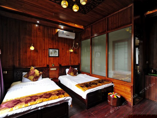 临月景观标准间