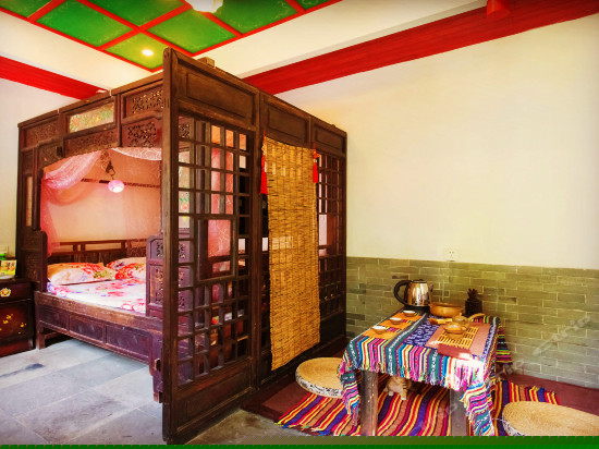 古典雕花庭院大床房