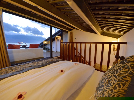 豪华海景套房-东南亚风格