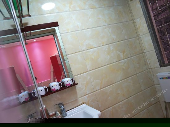 Hellokitty闺蜜主题房