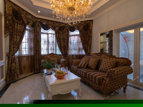 花园别墅欧式豪华套房