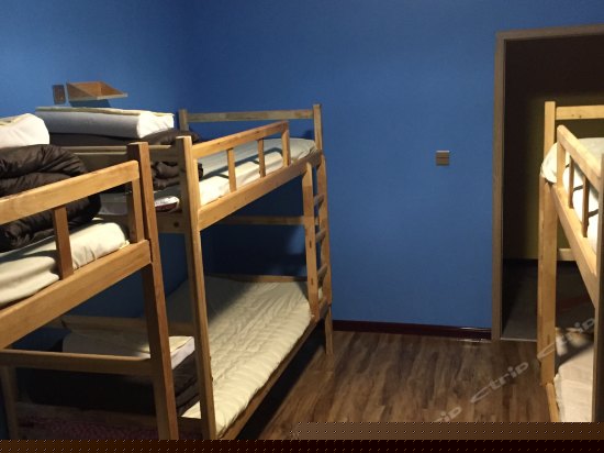 魔蝎座六人间（床位房）