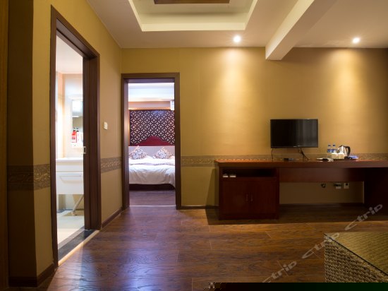 豪华阳台江景套房