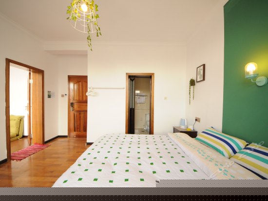 南北一号阳台绿色间