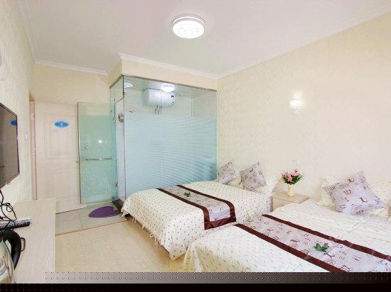 海景温馨家庭房